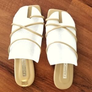 Squared toe open sandals